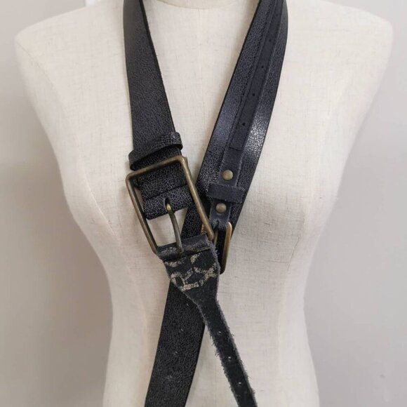 3/$30 Stylish Fashion Accessory: All-Leather Gray Belt (M/L) - Picture 5 of 9